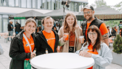 Mittel (2025-06-05-0244-Stefan-Deutsch).png