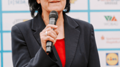 Mittel (2025-06-05-0580-Stefan-Deutsch).png