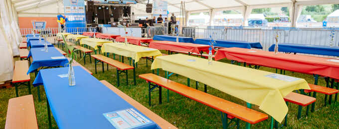[T] Tisch im Festzelt